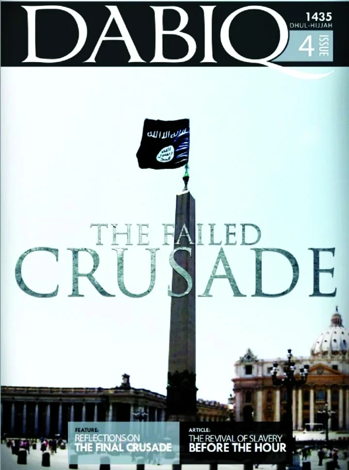 Com capas de luxo, papel de qualidade e paginação profissional, não falta certamente dinheiro à revista oficial do EI, “Dabiq”. Infiltrada online e em papel, por via de contrabando, na Europa (popular nos bairros problemáticos do velho continente), a revista está traduzida em várias línguas, incluindo Inglês e Português 