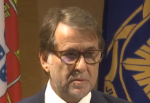 LUÍS NEVES: QUANDO AS EXPLICAÇÕES JÁ NÃO CHEGAM Luís Neves, ministro da Administração Interna, no centro da crise política do Governo de Luís Montenegro